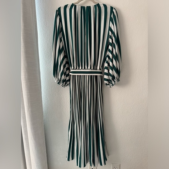 NWOT AYR The Who's She Green Regatta Stripe Pleated Midi Dress Size Xs - Picture 9 of 14
